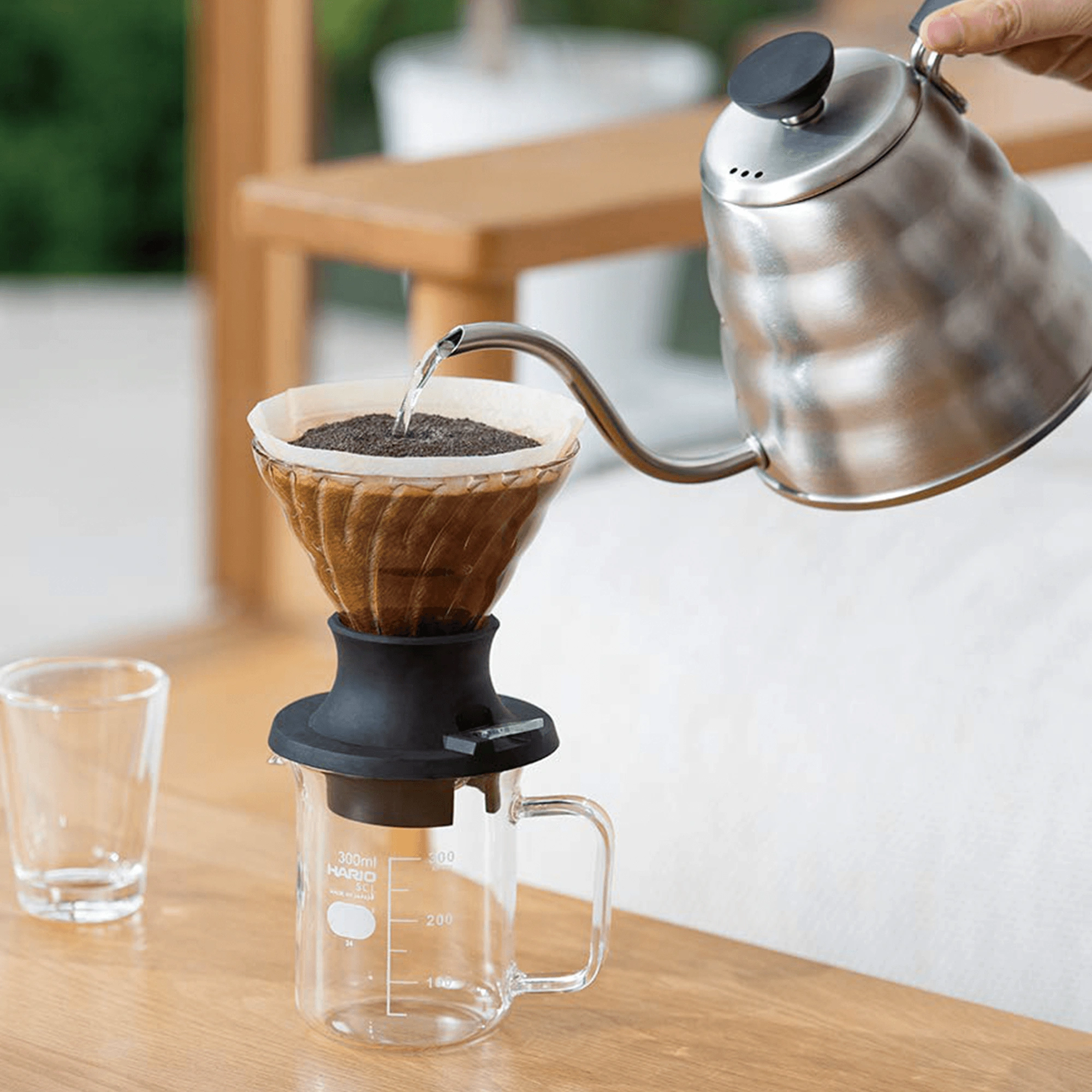 Hario Immersion Coffee Dripper SWITCH 02 - Black